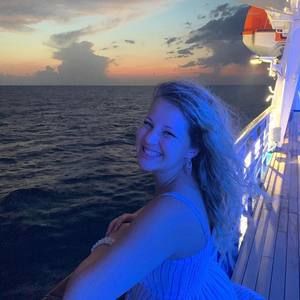 Meet your Posher, Micala